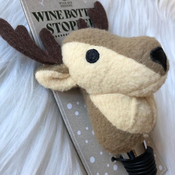 Wild Eye Design Deer Wine Bottle Stopper - Picture 2 of 5